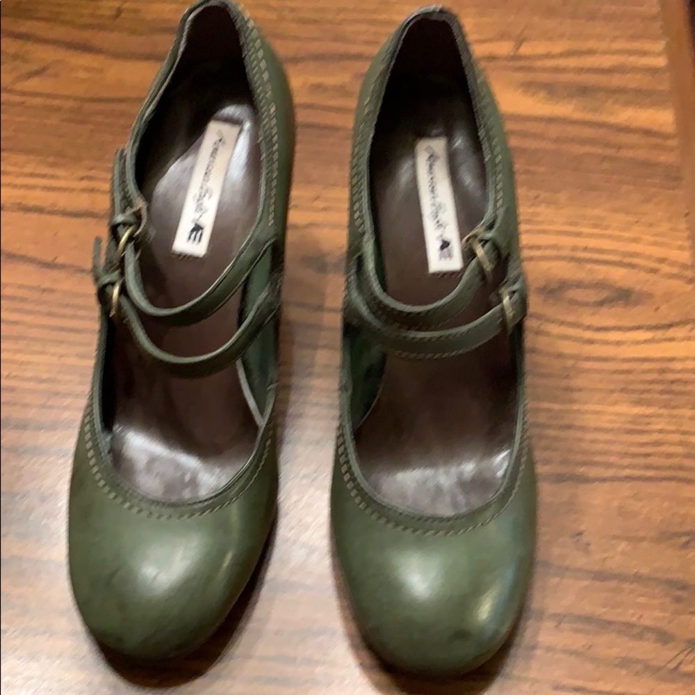 Green chunky heels
